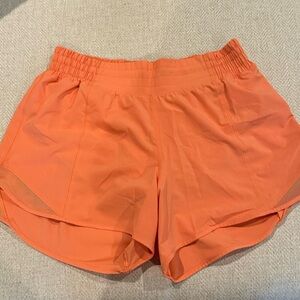 Lululemon Hotty Hot High-Rise 4”